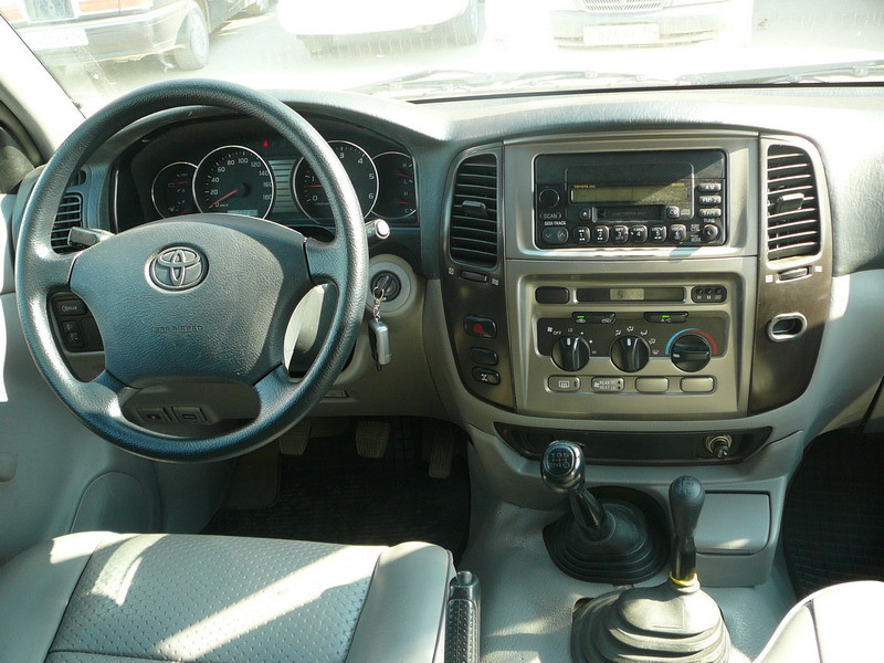 Штатная магнитола для Toyota Land Cruiser 105 1998-2007 - OEM RS/RK/GT9-9121 на Android 8.1 и до 2ГБ-16ГБ Штатная магнитола для Toyota Land Cruiser 105 1998-2007 - OEM RS/RK/GT9-9121 на Android 8.1 и до 2ГБ-16ГБ